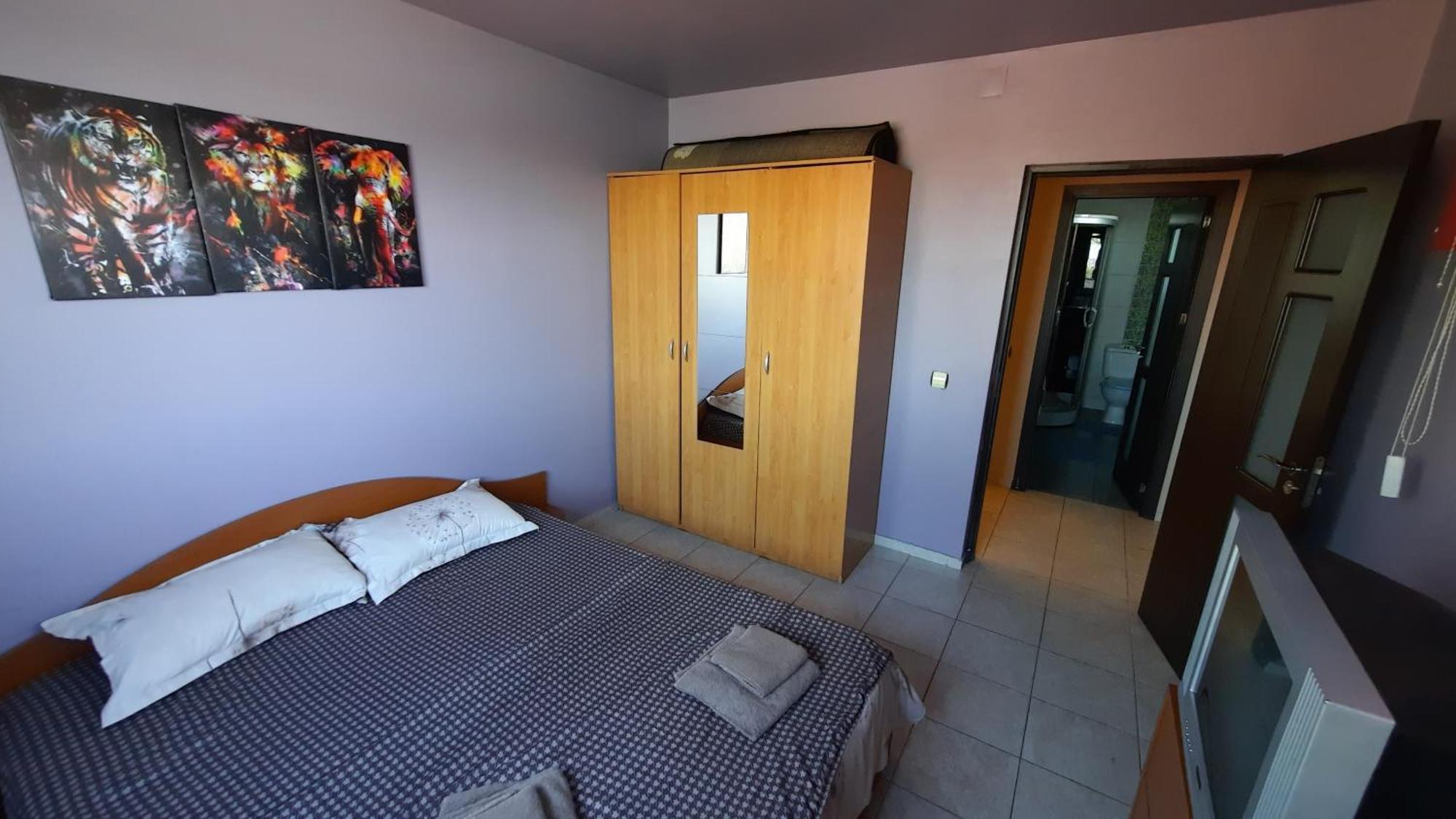 Spacious, Modern Condo In New Villa - Sleeps 6 ブカレスト エクステリア 写真
